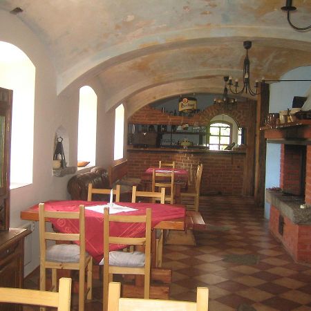 Penzion Patak Kamyk nad Vltavou Екстериор снимка