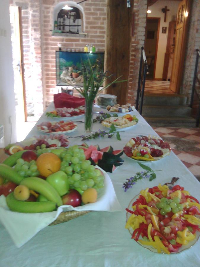 Penzion Patak Kamyk nad Vltavou Екстериор снимка
